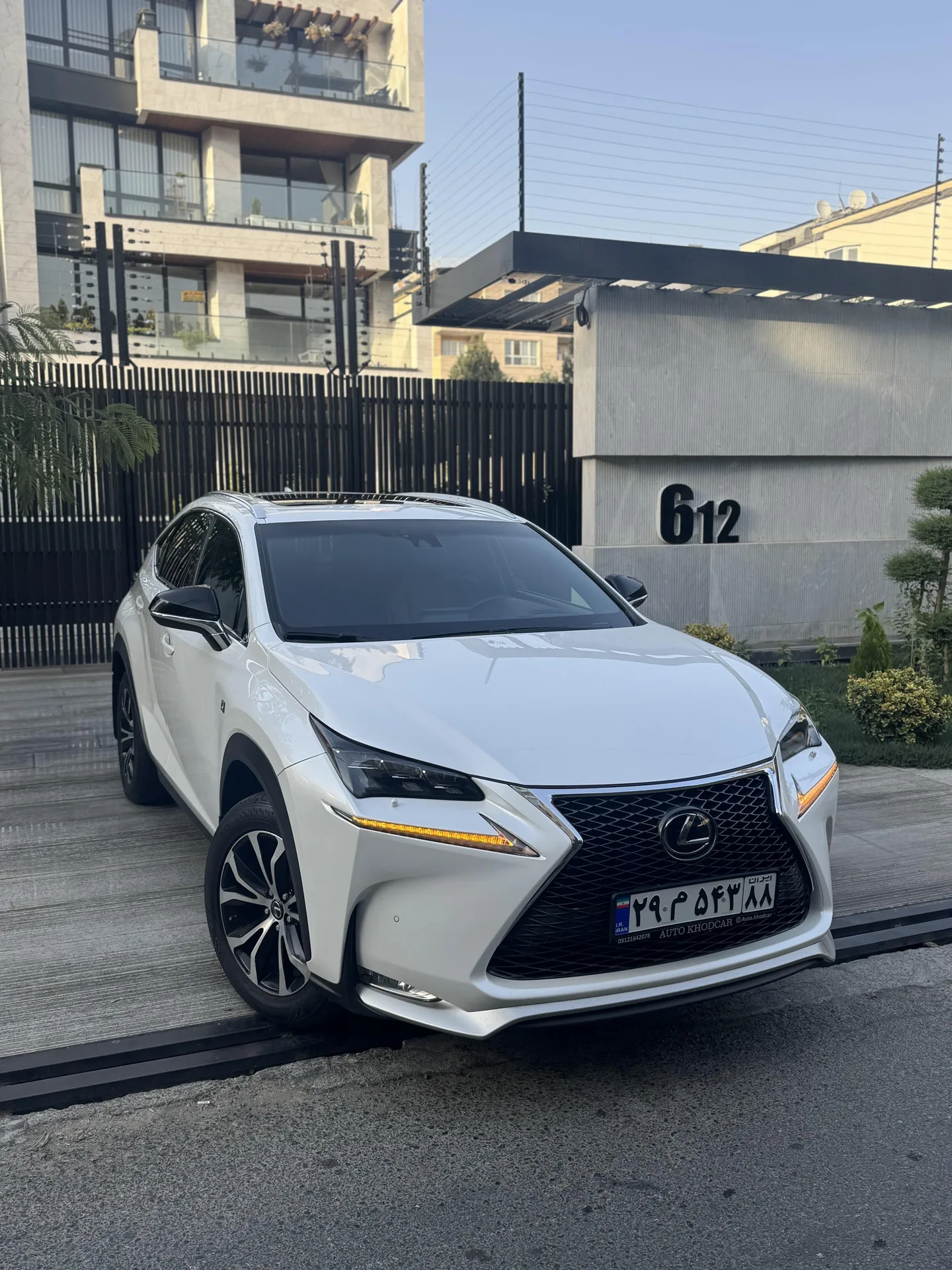 لکسوس  NX 2