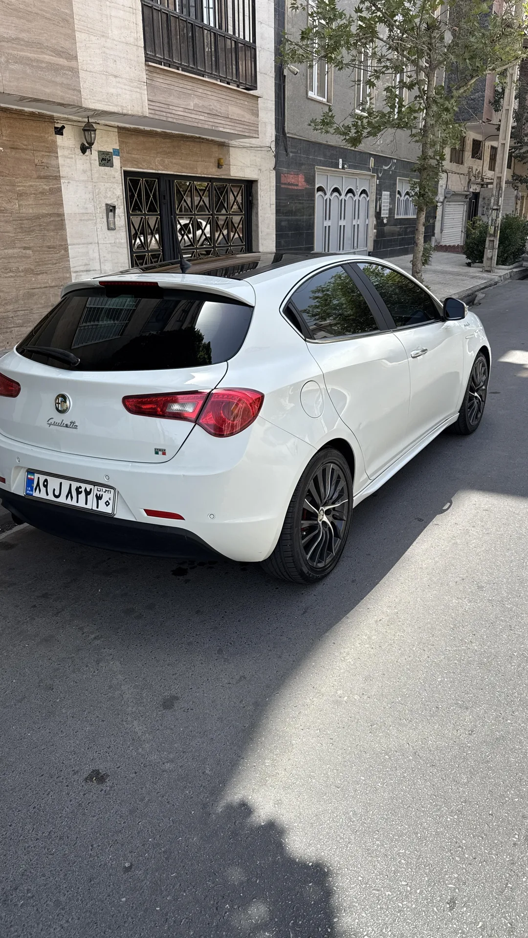 آلفارومئو  جولیتا 2