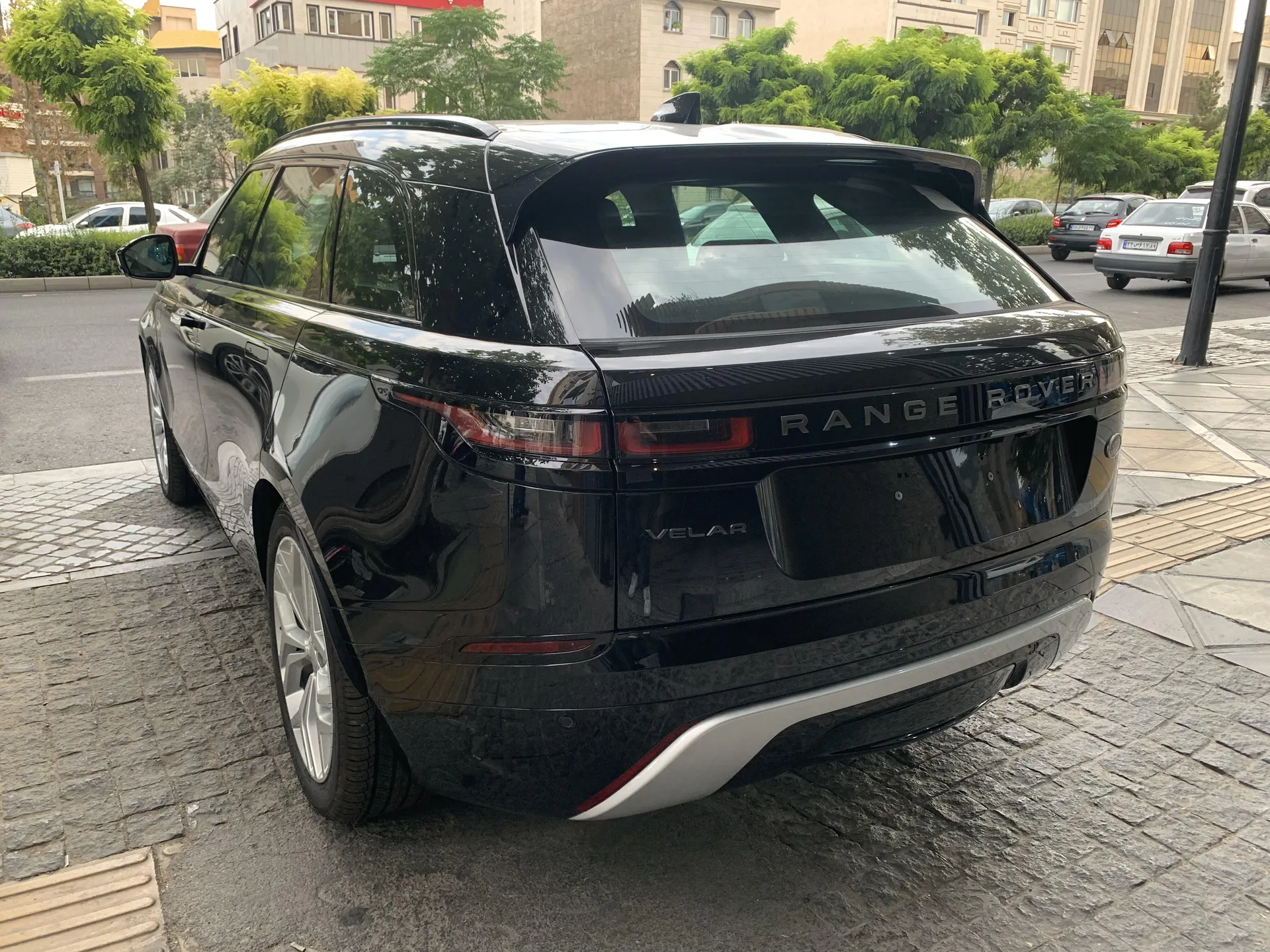 لندرور  رنجرور ولار 3