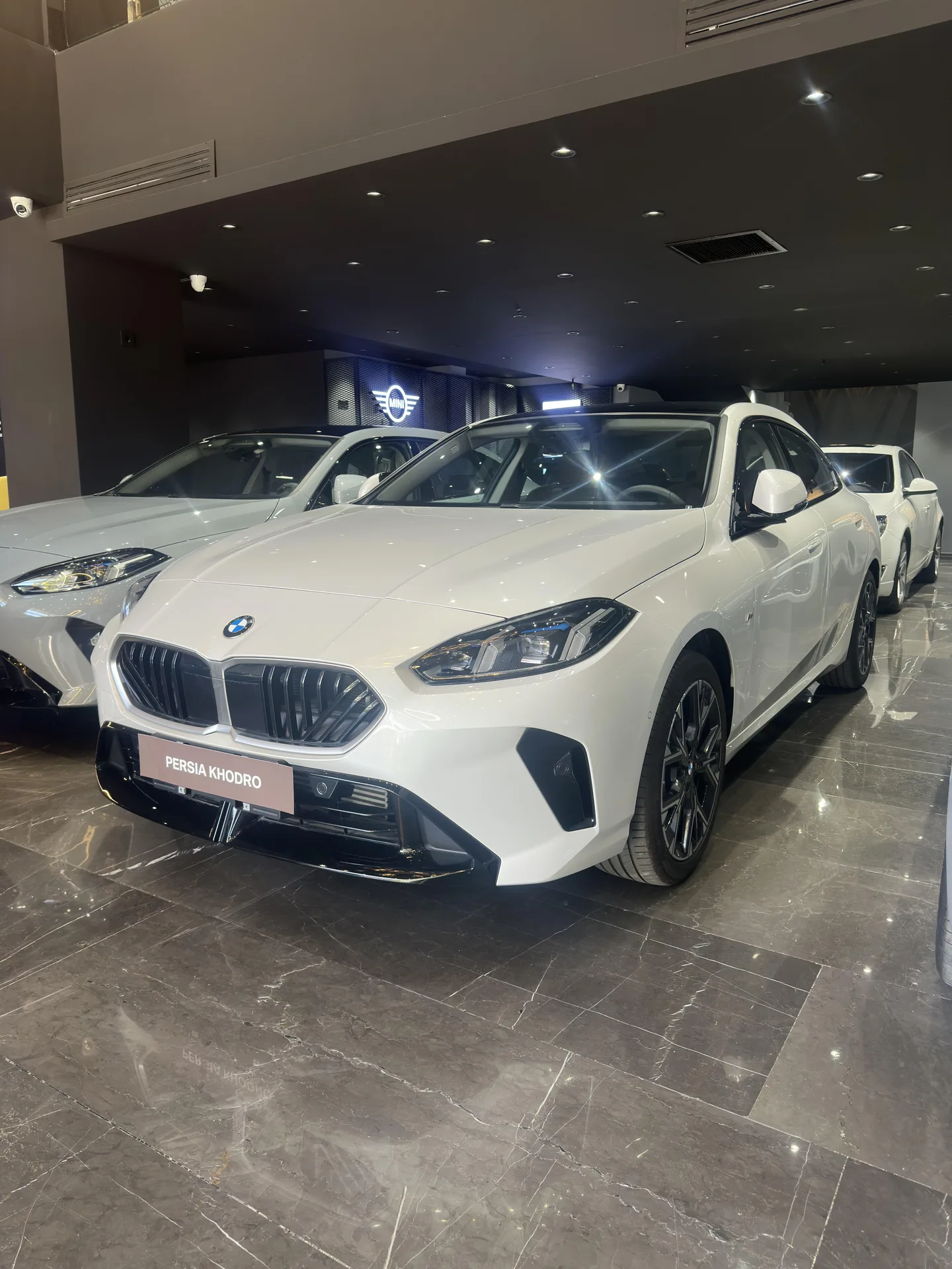 ب ام و سری 2 گرن کوپه