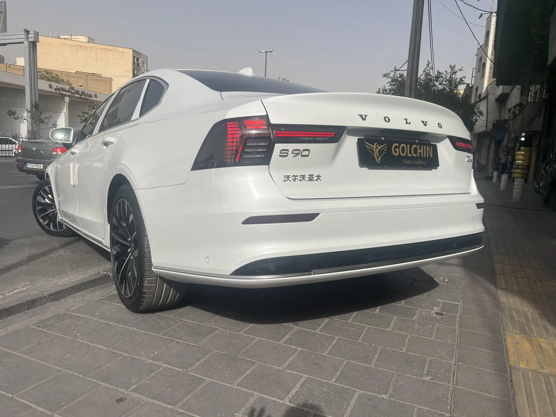 ولوو  S90 27