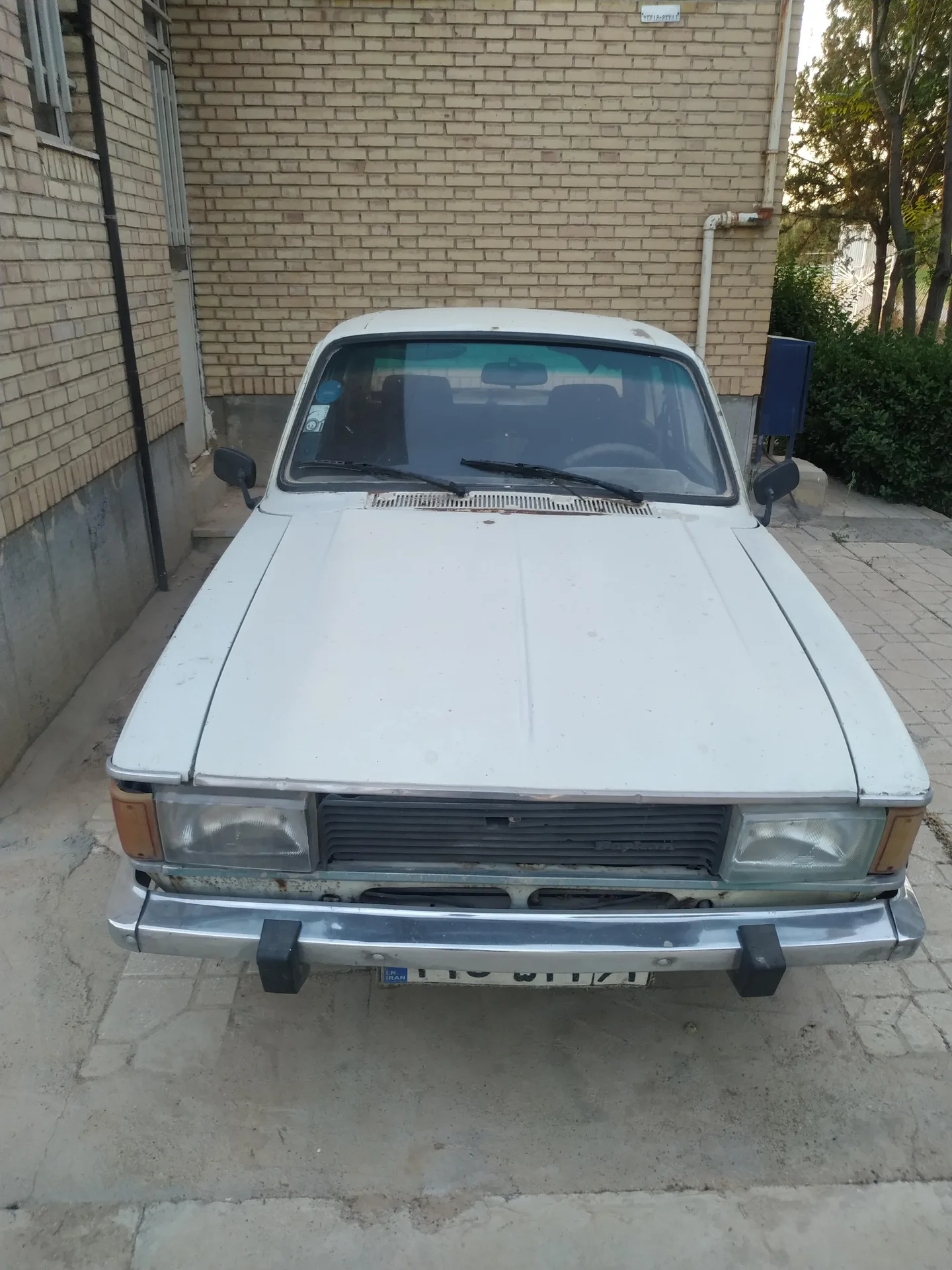 پیکان سدان